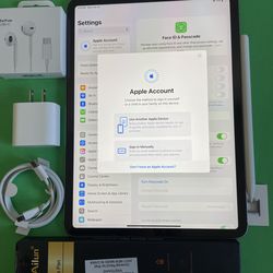 128GB Apple IPad Pro 11” 4th Generation (2022 Model / M2 chip) Wi-Fi + Cellular (5G Unlocked) Keyboard, Pen & Accessories