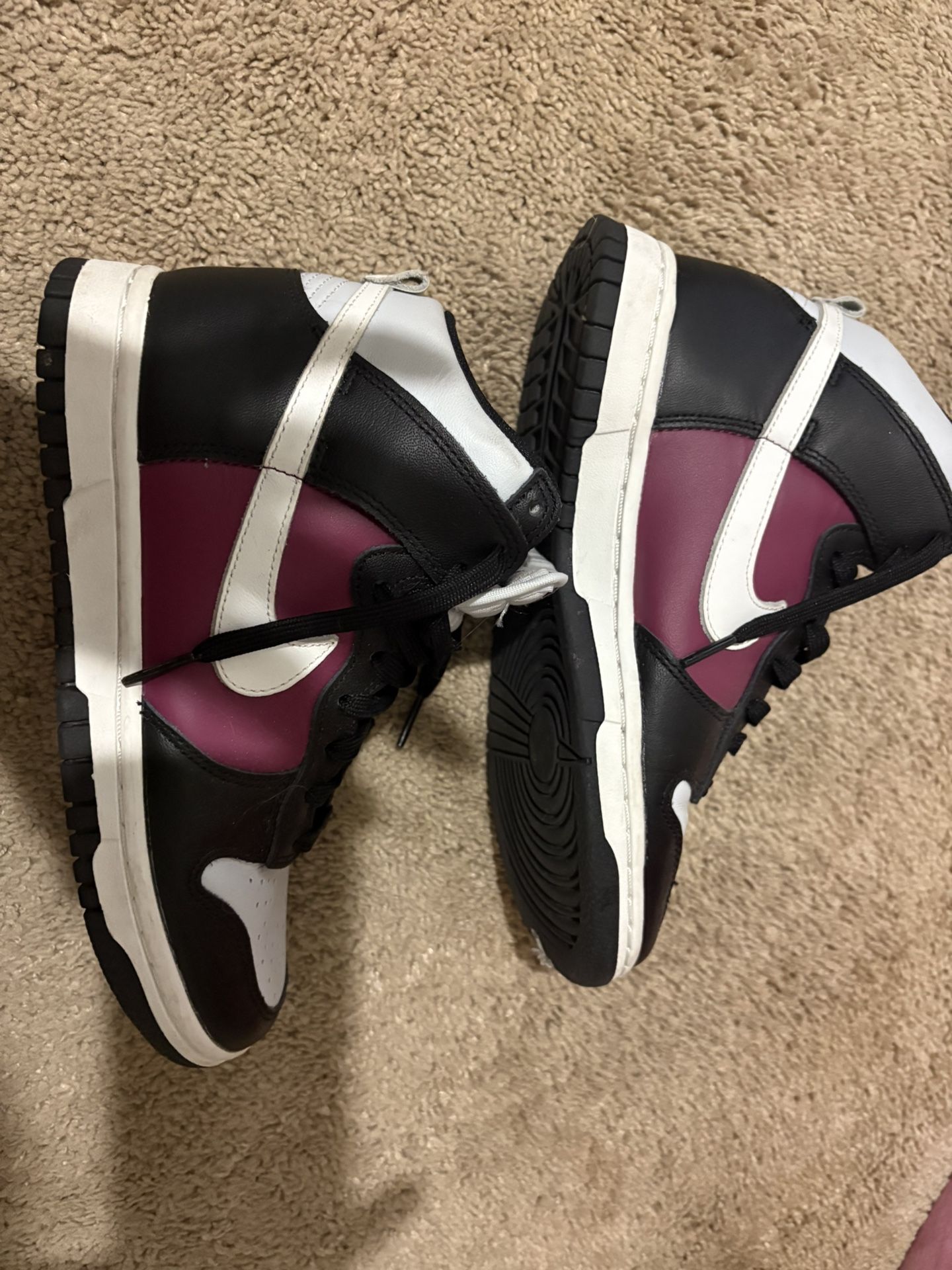 Nike Dunks 6.5 Size