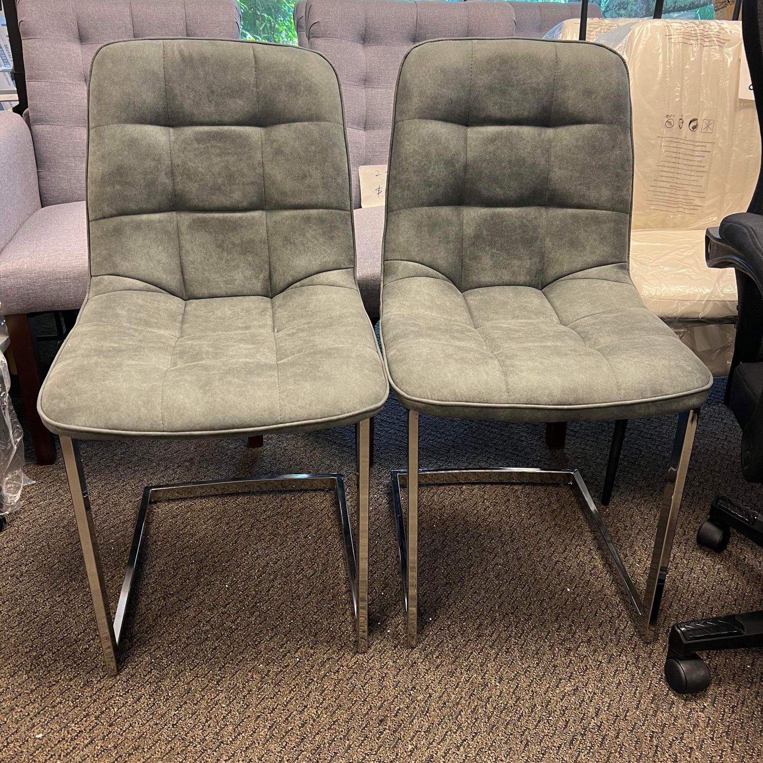 Frederika Tufted Upholstered Side Chair (Set of 2)