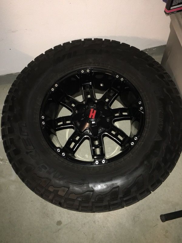 Havok H103 Off-road wheels and tires