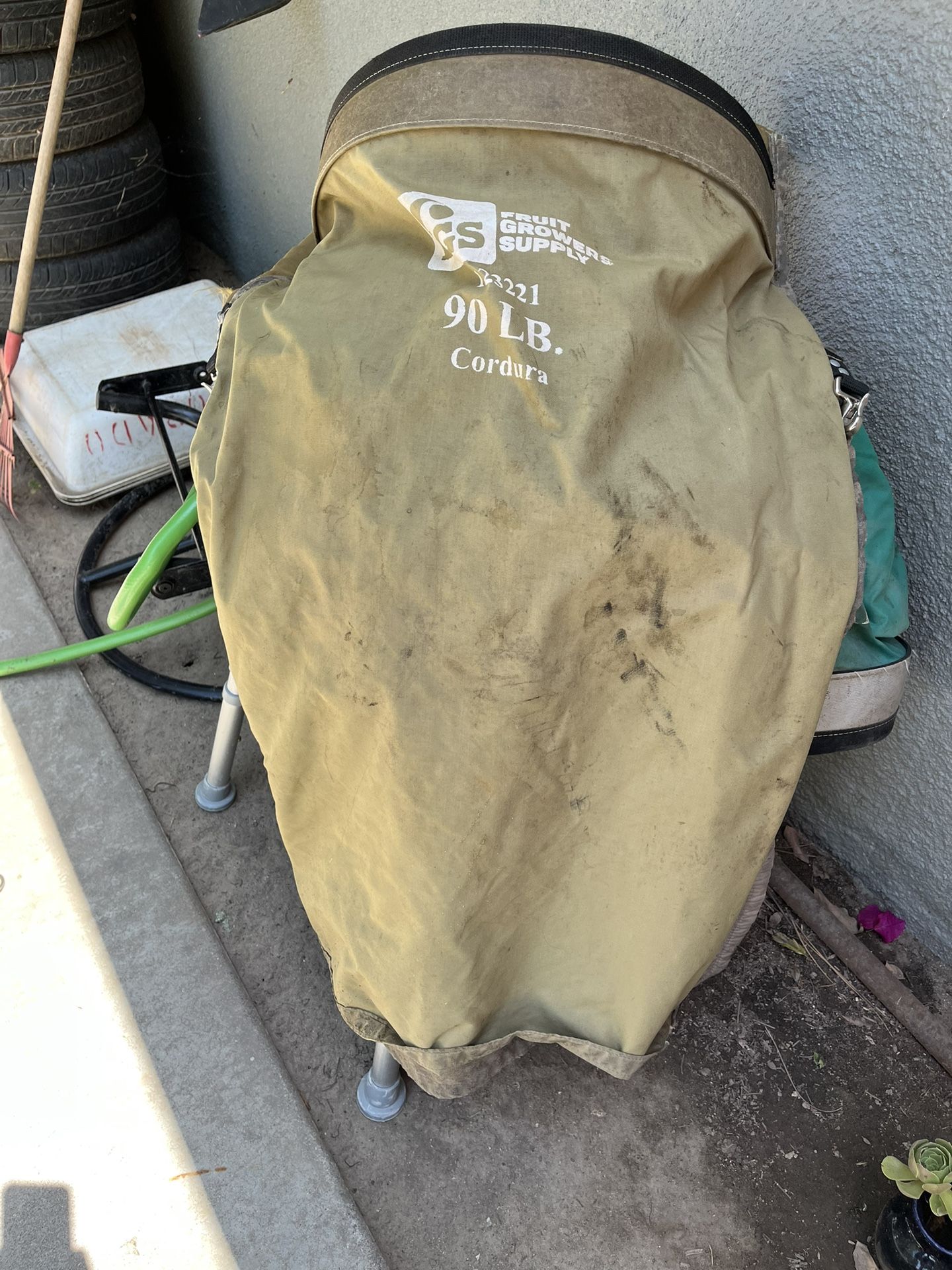 Orange  Picking  Bag