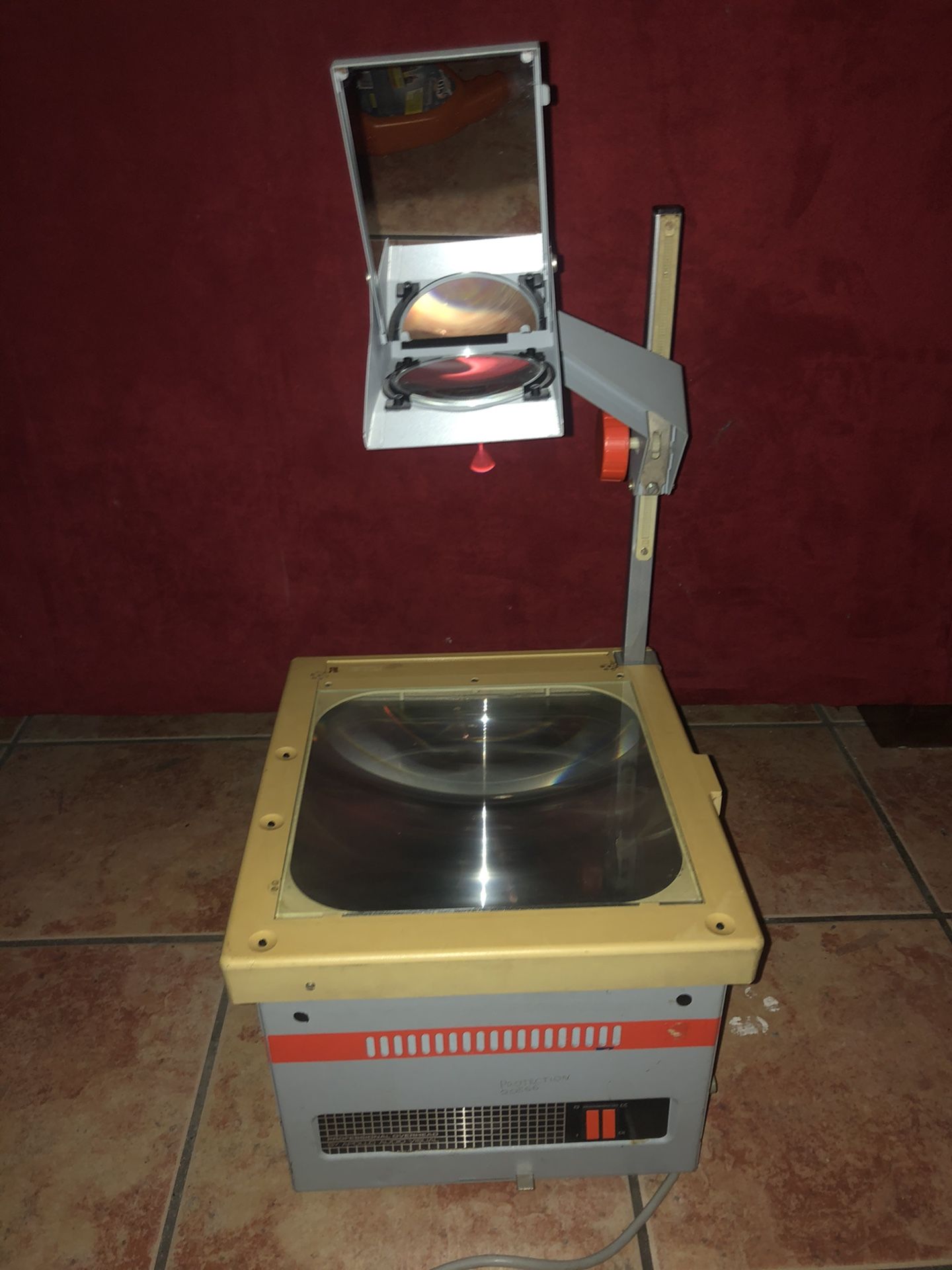 Vintage Apollo AI-1000 Over head projector