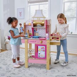 BARBIE WOODEN PLAY KITCHEN 