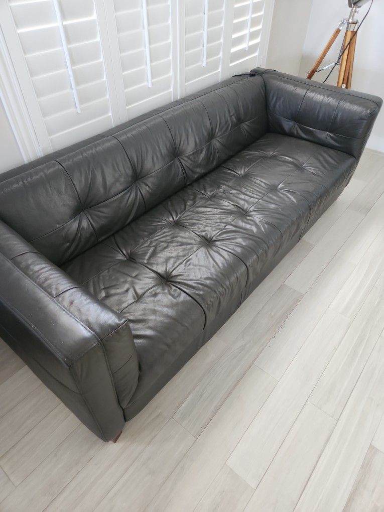 Leather Couch for Sale in Hialeah Gardens, FL OfferUp