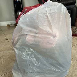 Huge Bag Of Women’s Clothing Size Medium 