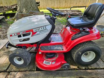 Lawn tractor