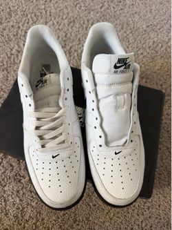 AF1 jewels(missing 1 lace)