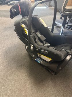 Car Seat: Bugaboo Nuna Turtle Air
