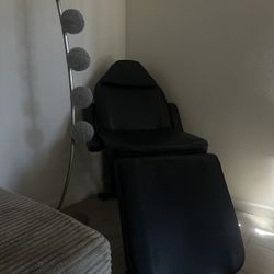 Massage Table 
