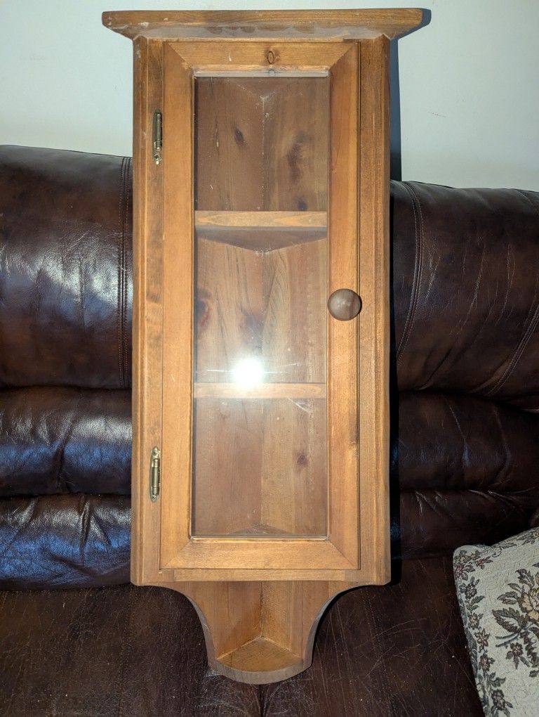 Pine Corner Shelf