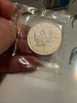 1988 Canada MAPLE LEAF 1oz SILVER coin