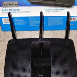 Linksys MAX-STREAM AC1750 ROUTER