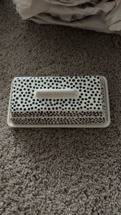 Butter dish