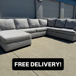 FREE DELIVERY || Living Spaces 2Pc Sectional Couch