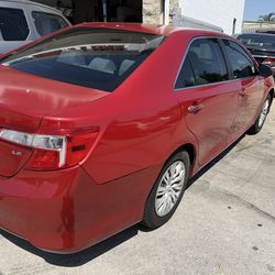 Toyota Camry LE