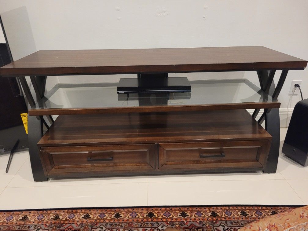 Tv Stand/ Consul/ Table With Removable Tv Mount