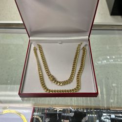 10kt Cuban Link Necklace 