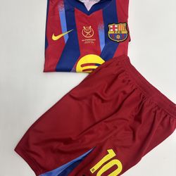 Kid’s FC Barcelona Home Soccer Kit 
