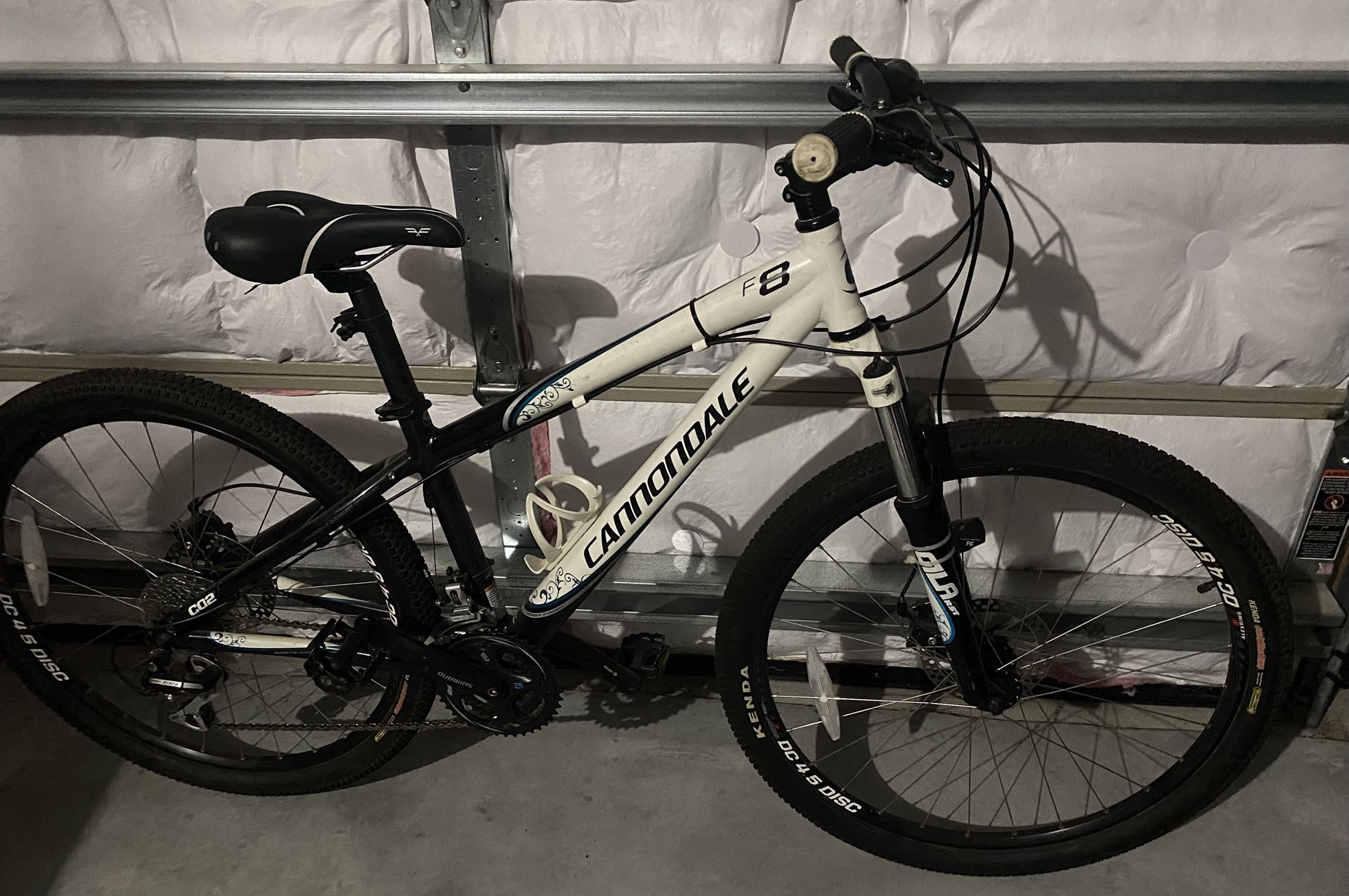 Cannondale F8 bicycle, Mountain Bike