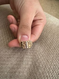 Gold ring