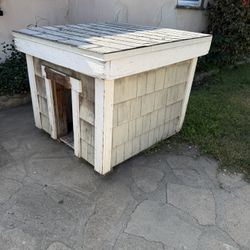 Free Dog House 