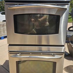 GE Profile 30" Stainless Steel Electric Built In Double Oven