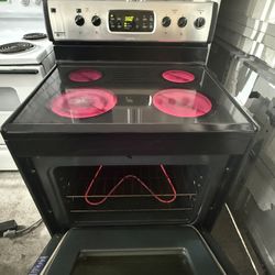 Frigidaire Stove 