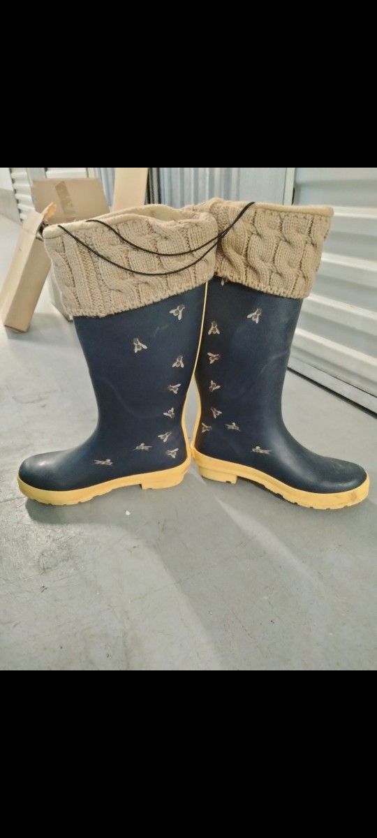 Rain Boots Brand New Size 8