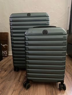 Delsey Paris 2-piece Hardside Luggage Set