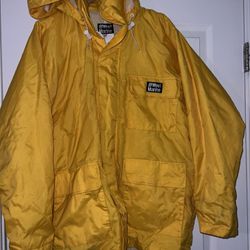 WEST MARINE yellow WATERPROOF RAIN COAT size M