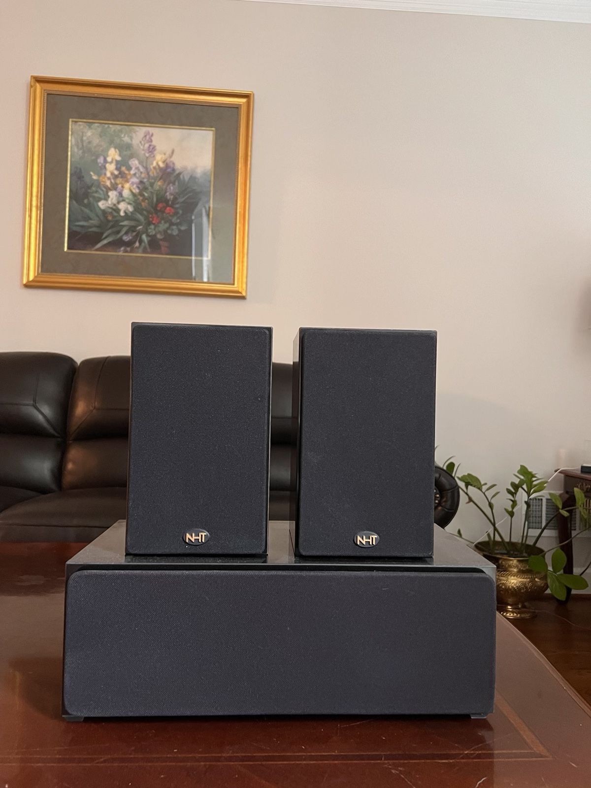 NHT three speaker Set - EXCELLENT CONDITION