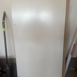 FREE table top with legs 