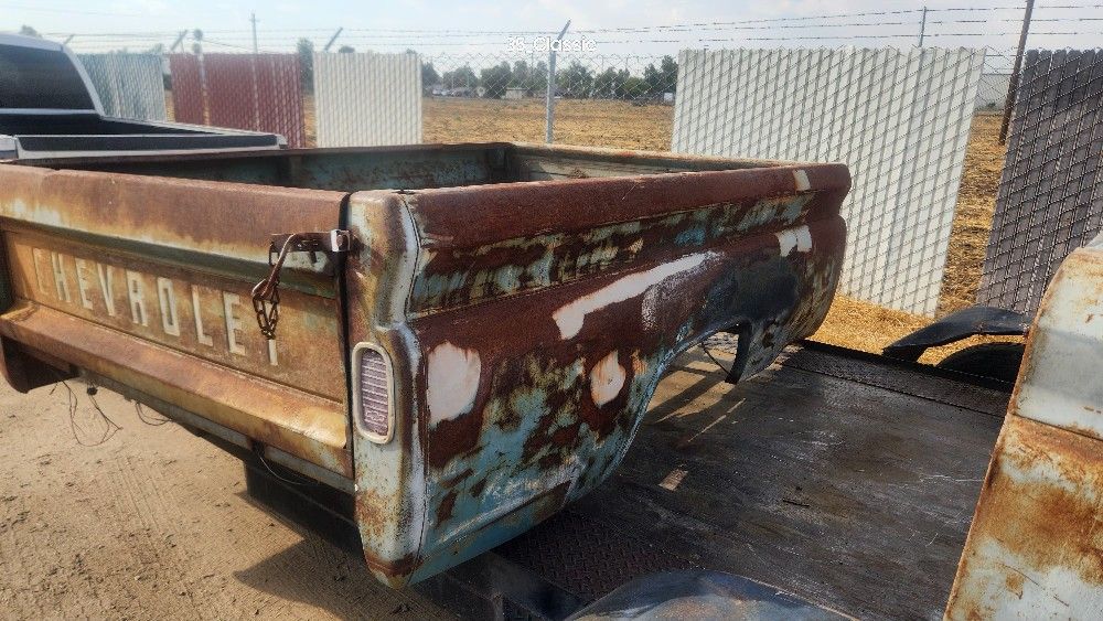 1(contact info removed) Chevrolet Long Bed 8ft