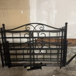 Queen Size Metal Bed Frame