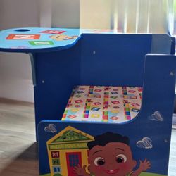 CHILDS DESK - COCOMELON 