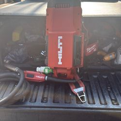 Use Normal Wear Hilti Bak Pak, Vibrator. Ncv 10-22 With Two Batteries In The Charger. Good Working Condition.