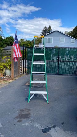 Seven foot Fiberglass Ladder