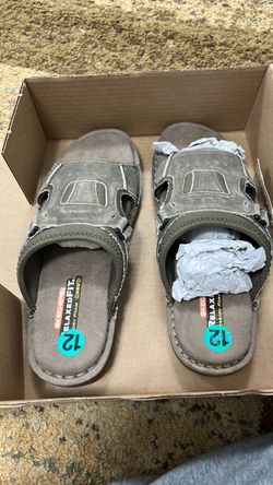 Sketcher’s relaxed fit shoes