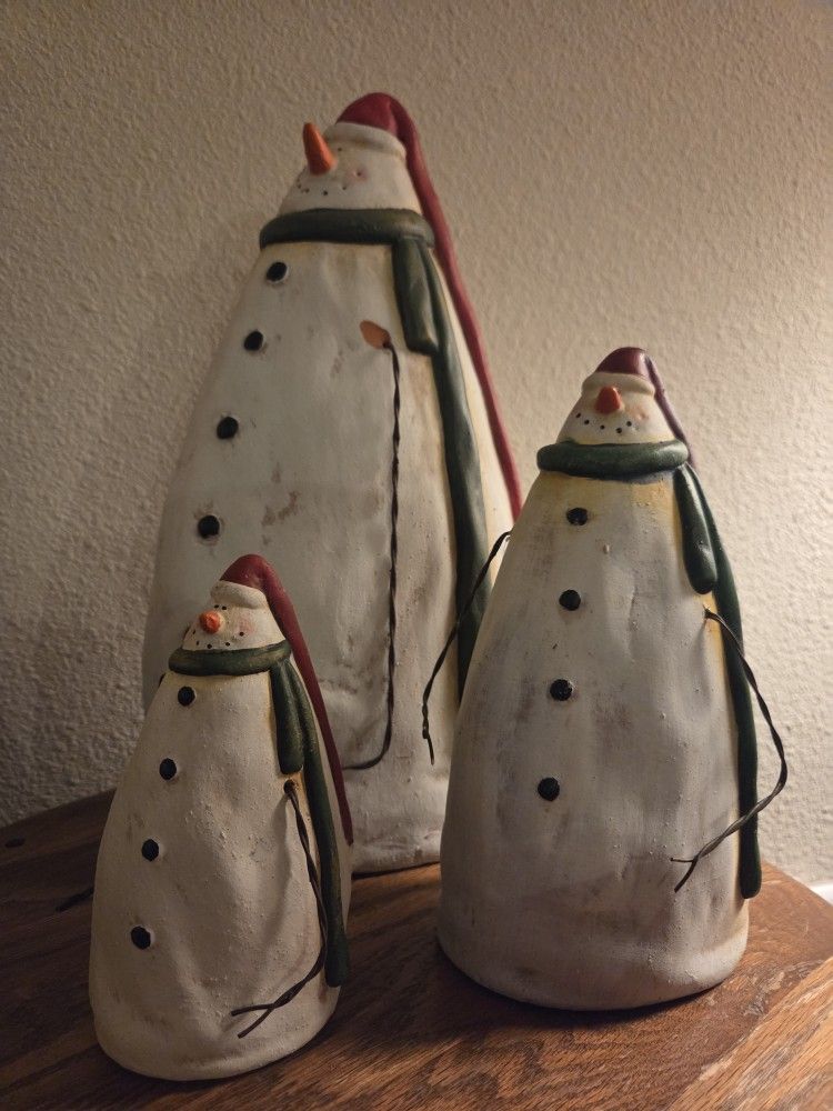 Terra Cotta Snowmen Family