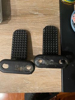 Pegs