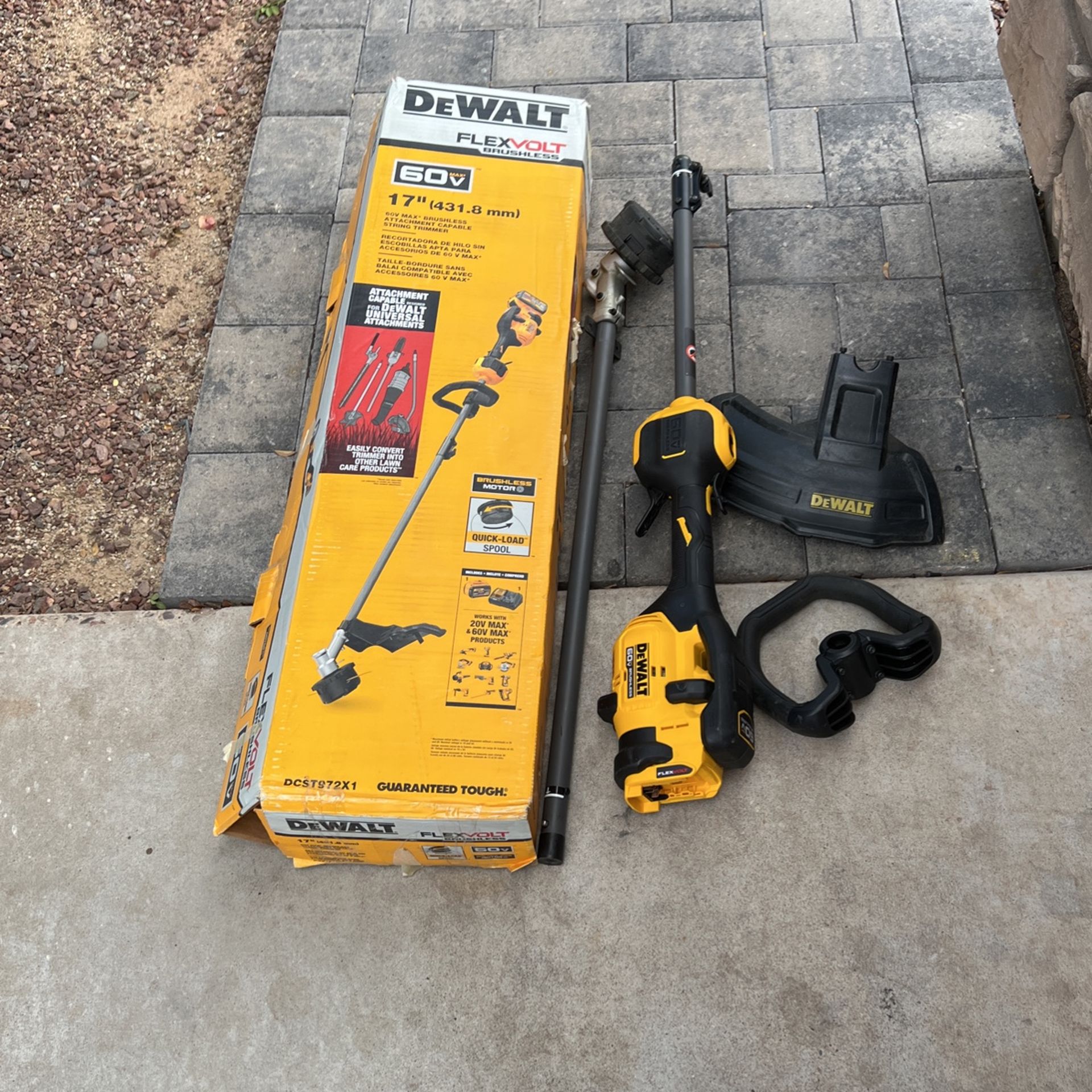 Dewalt 60v FLEXVOLT 17 Inch Attachment Capable Weed Eater Trimmer