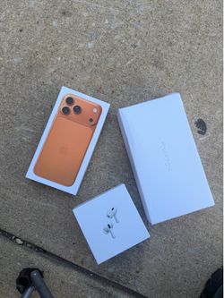 Iphone, watch & Apple Watch for sell