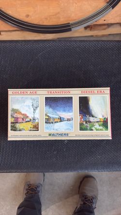 Walthers HO Scale Plastic Model Train Kit