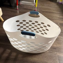 laundry basket