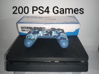 PS4 with Goldhen and 200 PS4 Games