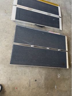 Portable wheelchair ramp 4ft, non-slip ramps