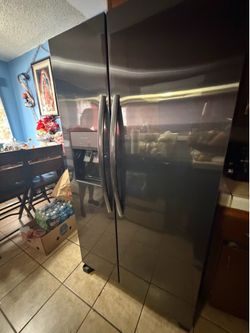 Frigidaire, Refrigerator