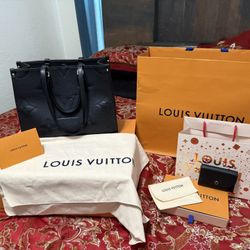 Louie Vuitton Purse And Wallet Onthego MM