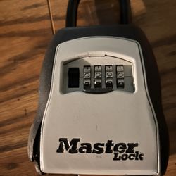 Master Lock Resettable Key Safe Box