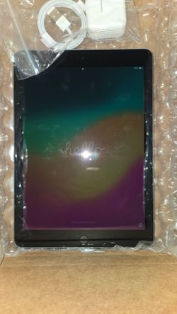 Apple A1893 iPad 6th Generation Wi-Fi 9.7" Screen Space Gray